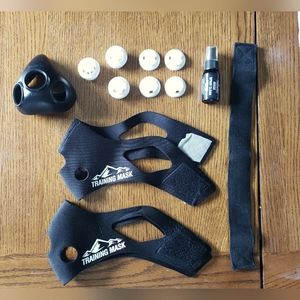 Elevation Training Mask. EUC